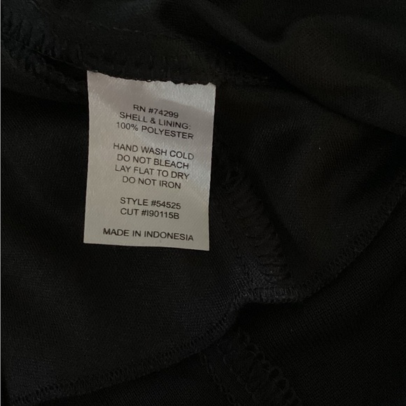 EN Focus petite dress - Picture 9 of 9